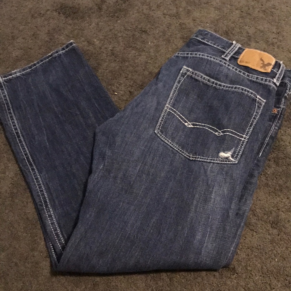 AEO Relaxed Straight Jeans